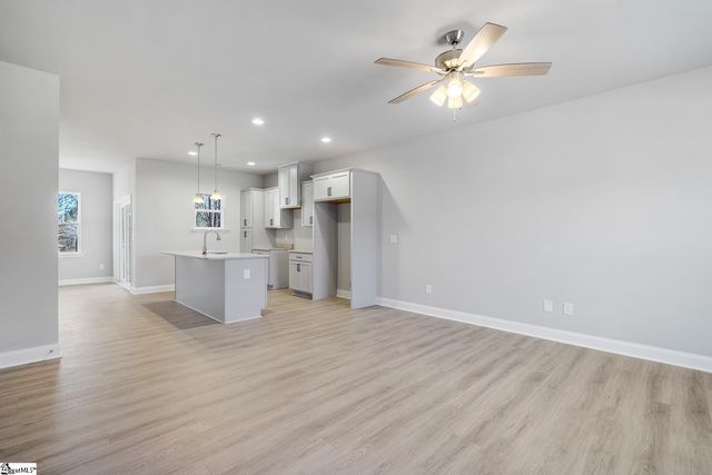 628 Forest Creek Circle, Greer, SC 29651
