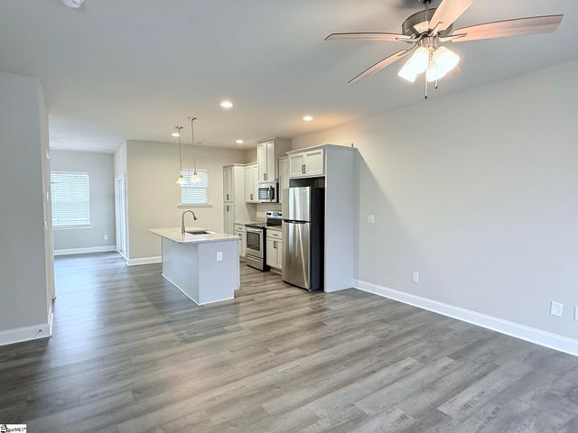 628 Forest Creek Circle, Greer, SC 29651