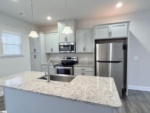 628 Forest Creek Circle, Greer, SC 29651