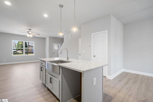 628 Forest Creek Circle, Greer, SC 29651