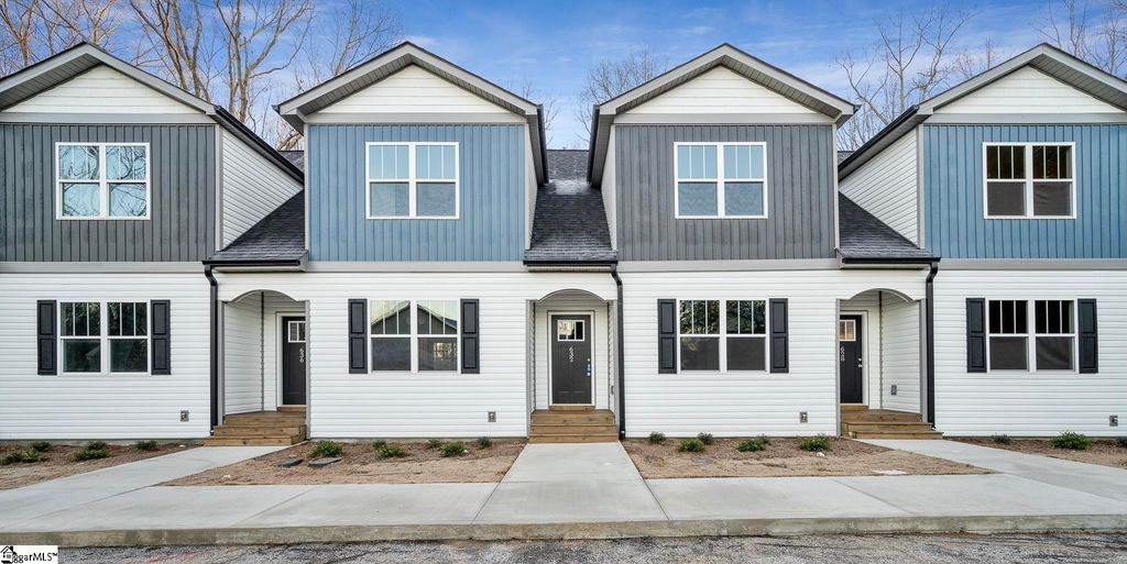 628 Forest Creek Circle, Greer, SC 29651