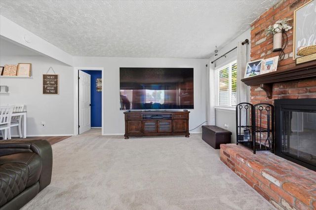 8210 N Henry Ruff Road, Westland, MI 48185