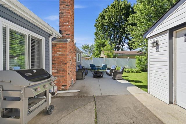 8210 N Henry Ruff Road, Westland, MI 48185