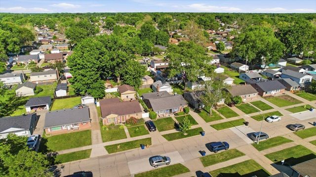 8210 N Henry Ruff Road, Westland, MI 48185