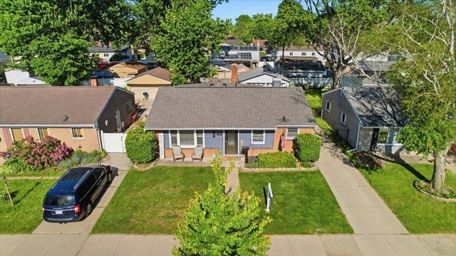 8210 N Henry Ruff Road, Westland, MI 48185