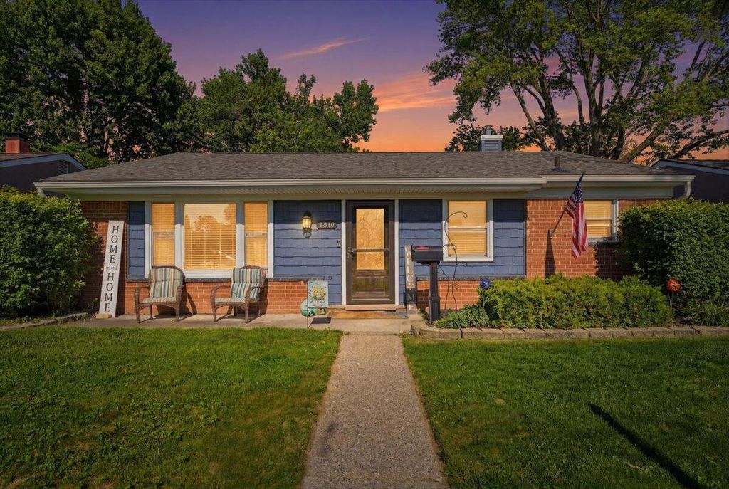 8210 N Henry Ruff Road, Westland, MI 48185