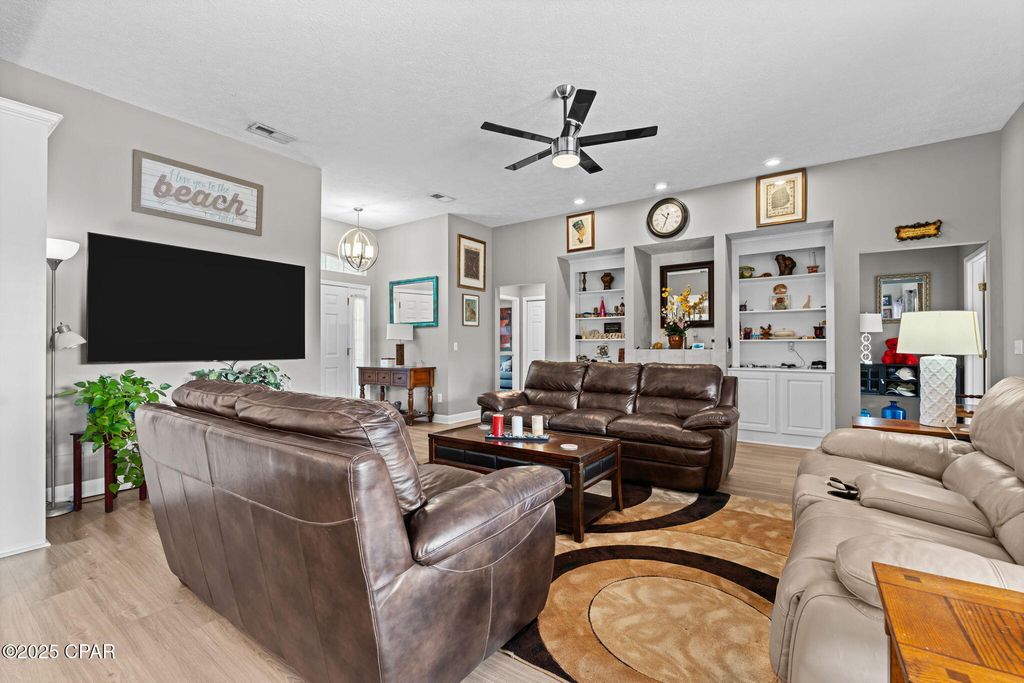 Image 7 of property listing at 304 Summerwood Drive, Panama City Beach, FL 32413
