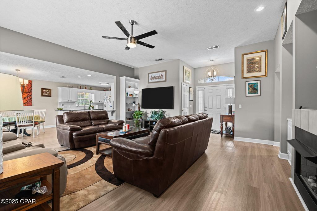 Image 8 of property listing at 304 Summerwood Drive, Panama City Beach, FL 32413