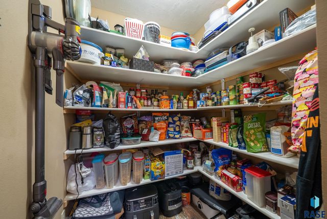 24377 443rd Ave Avenue, Salem, SD 57058