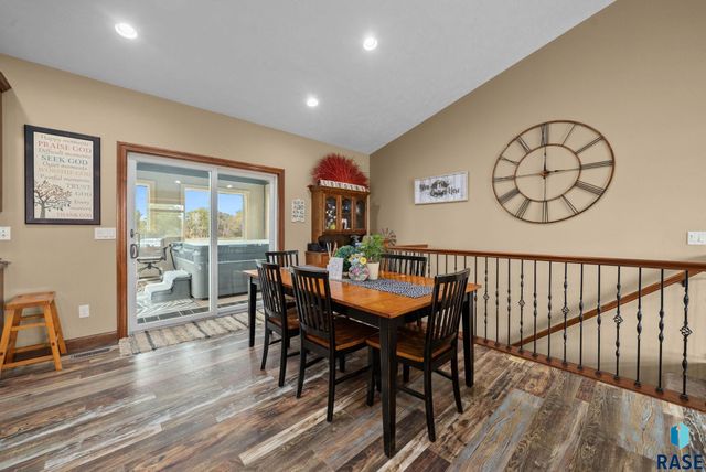 24377 443rd Ave Avenue, Salem, SD 57058