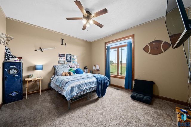 24377 443rd Ave Avenue, Salem, SD 57058