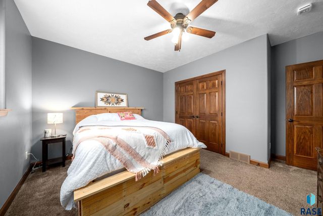 24377 443rd Ave Avenue, Salem, SD 57058