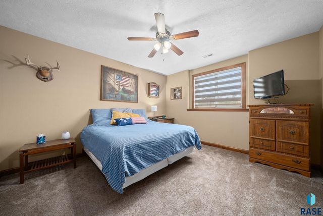 24377 443rd Ave Avenue, Salem, SD 57058