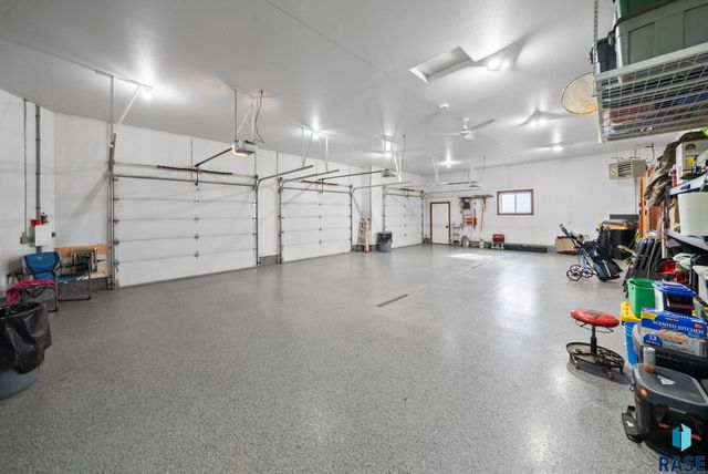 24377 443rd Ave Avenue, Salem, SD 57058