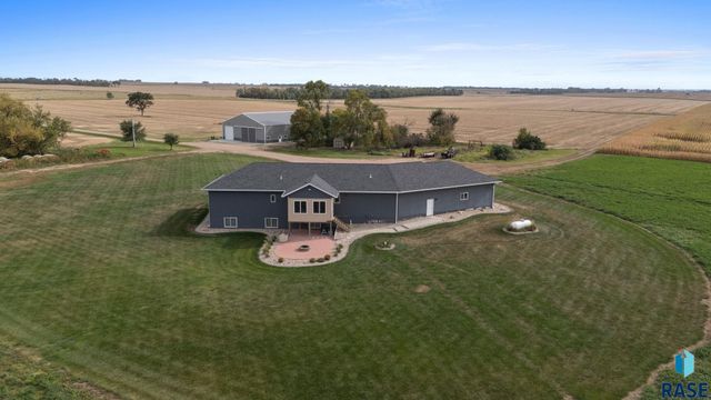 24377 443rd Ave Avenue, Salem, SD 57058
