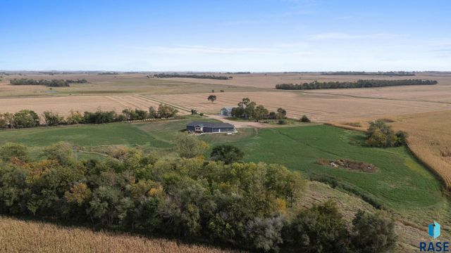 24377 443rd Ave Avenue, Salem, SD 57058
