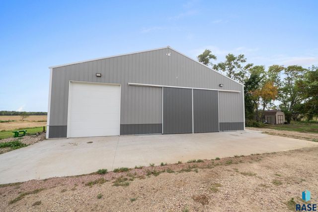 24377 443rd Ave Avenue, Salem, SD 57058