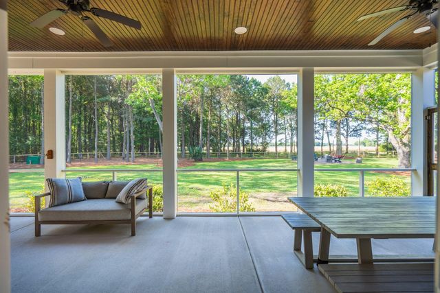 2986 Anchor Watch Drive, Wadmalaw Island, SC 29487