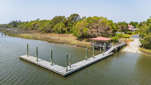 2986 Anchor Watch Drive, Wadmalaw Island, SC 29487