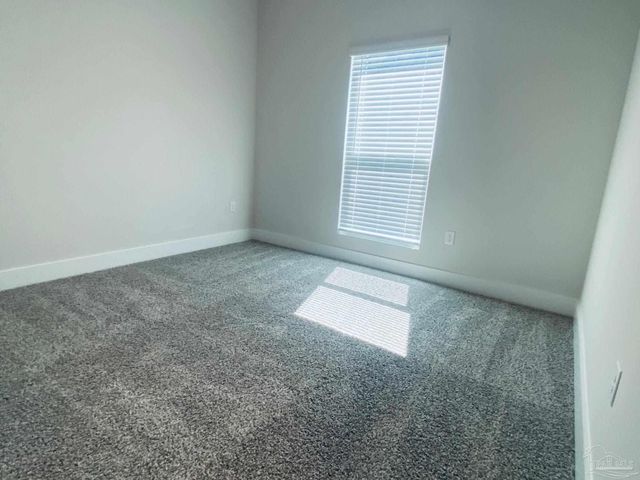 9896 Starling Dr, Pensacola, FL 32506