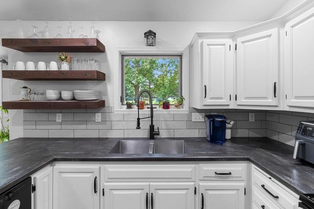 3125 WOODLAND RESERVE LANE, Green Bay, WI 54313