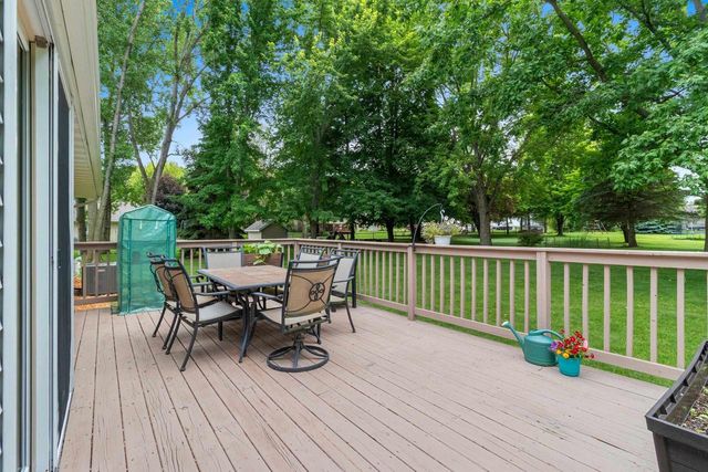 3125 WOODLAND RESERVE LANE, Green Bay, WI 54313