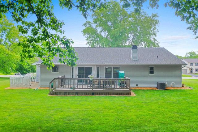 3125 WOODLAND RESERVE LANE, Green Bay, WI 54313