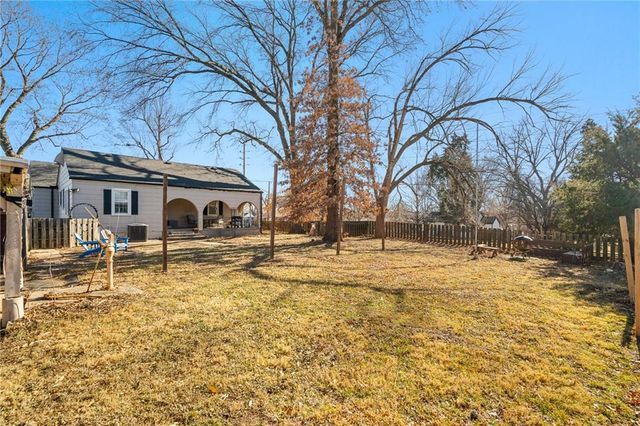 7200 Riverview Avenue, Kansas City, KS 66112