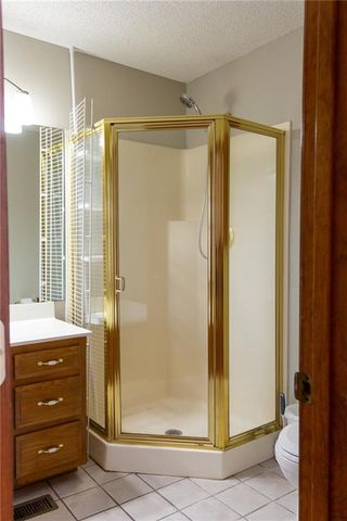 1213 Milwaukee Street, Excelsior Springs, MO 64024