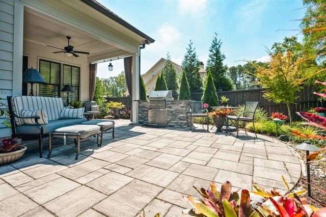 457 Alec Crst NW, Powder Springs, GA 30127