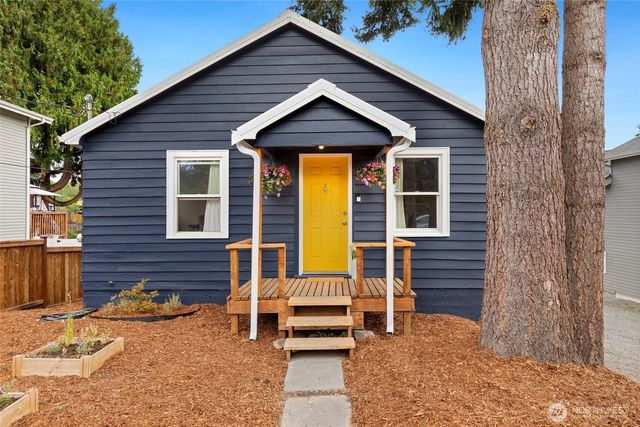 13018 41st Avenue S, Tukwila, WA 98168