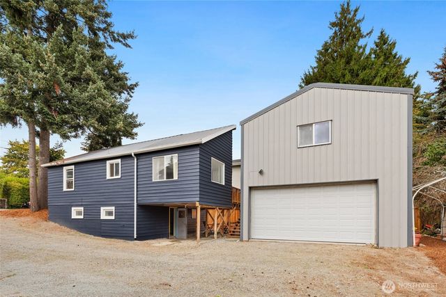 13018 41st Avenue S, Tukwila, WA 98168
