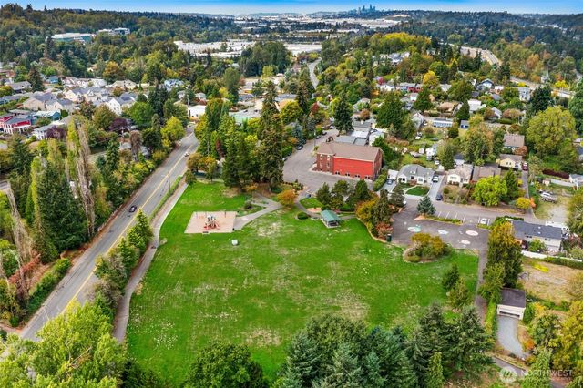 13018 41st Avenue S, Tukwila, WA 98168