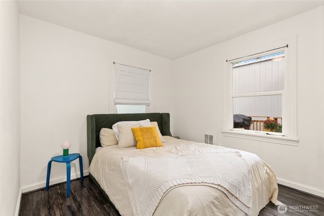 13018 41st Avenue S, Tukwila, WA 98168