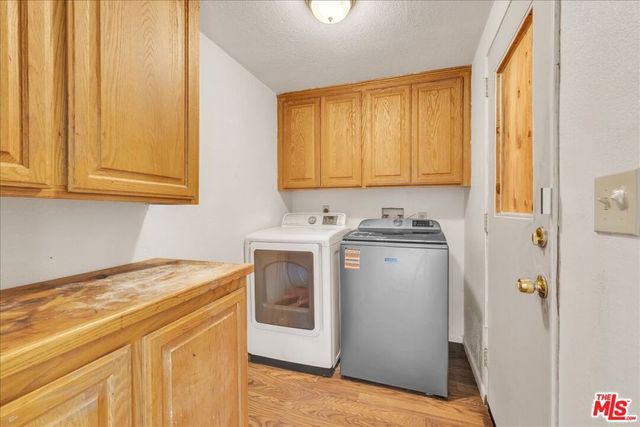 13621 Addison Street, Sherman Oaks, CA 91423