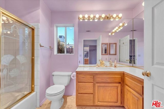 13621 Addison Street, Sherman Oaks, CA 91423