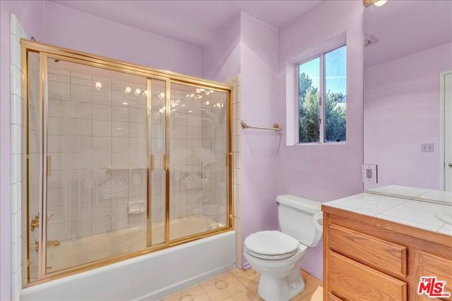 13621 Addison Street, Sherman Oaks, CA 91423