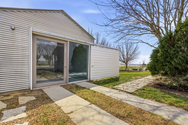 2436 Big Sky Trail, Ponder, TX 76259