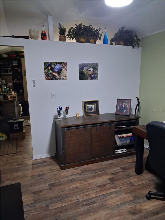 Image 22 of property listing at 10360 W COUNTY ROAD 18, Lake Butler, FL 32054