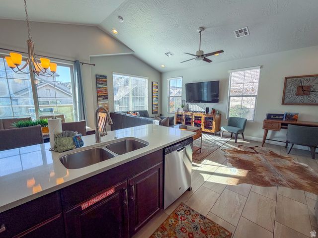 1920 E FIESTA LN, St. George, UT 84770