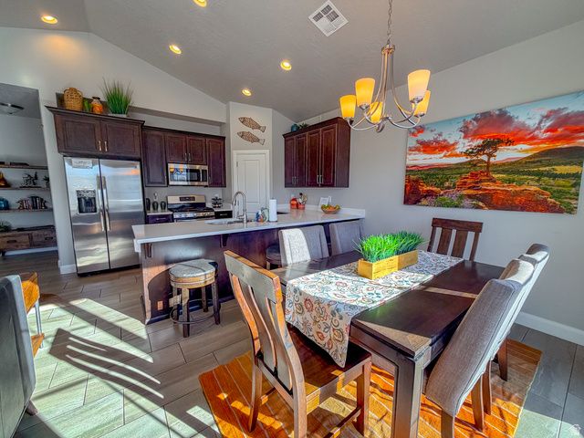 1920 E FIESTA LN, St. George, UT 84770