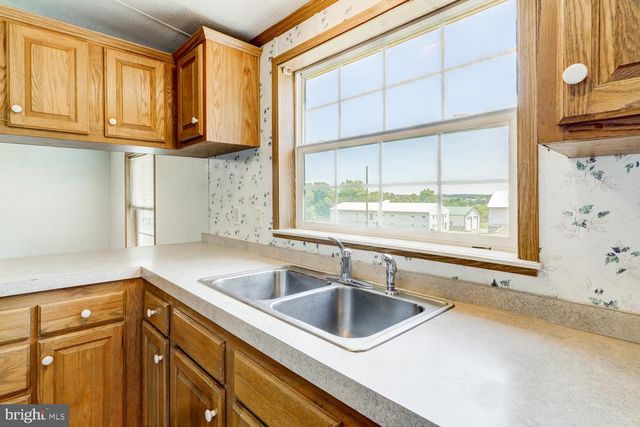 1207 MOUNT GRETNA RD, Elizabethtown, PA 17022