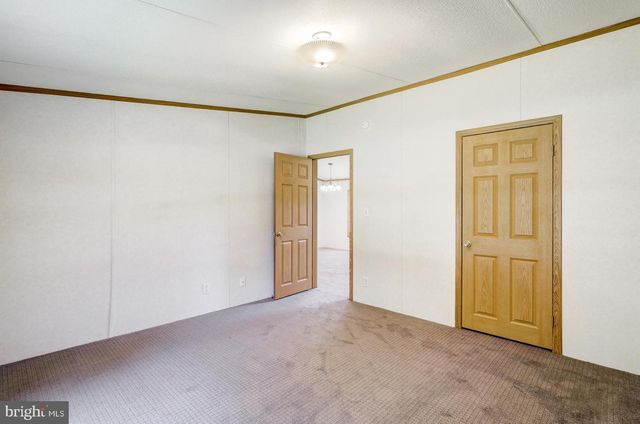 1207 MOUNT GRETNA RD, Elizabethtown, PA 17022