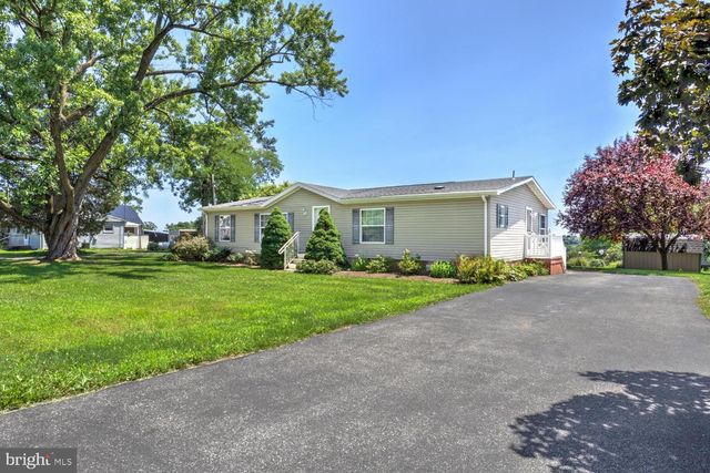 1207 MOUNT GRETNA RD, Elizabethtown, PA 17022