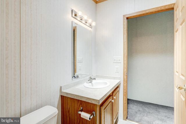 1207 MOUNT GRETNA RD, Elizabethtown, PA 17022