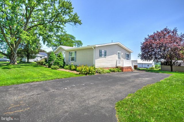 1207 MOUNT GRETNA RD, Elizabethtown, PA 17022