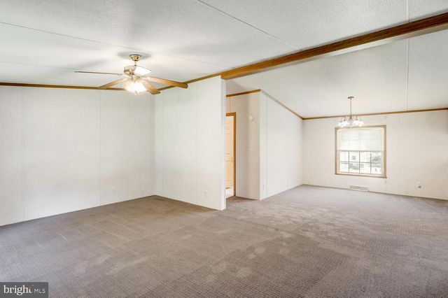 1207 MOUNT GRETNA RD, Elizabethtown, PA 17022