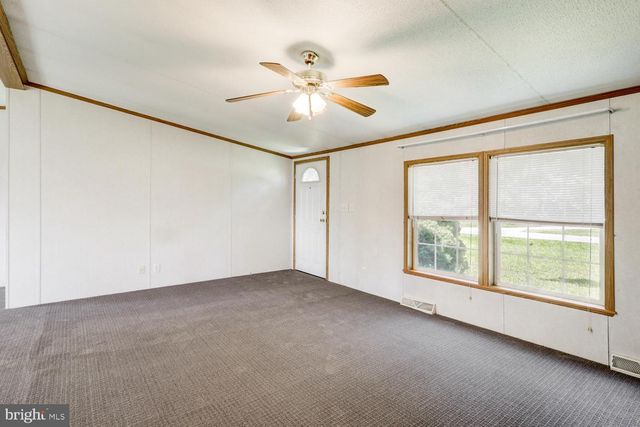 1207 MOUNT GRETNA RD, Elizabethtown, PA 17022