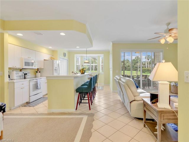 21371 Lancaster RUN # 122, Estero, FL 33928