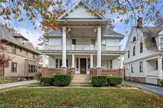 1217 Belle Avenue, Lakewood, OH 44107